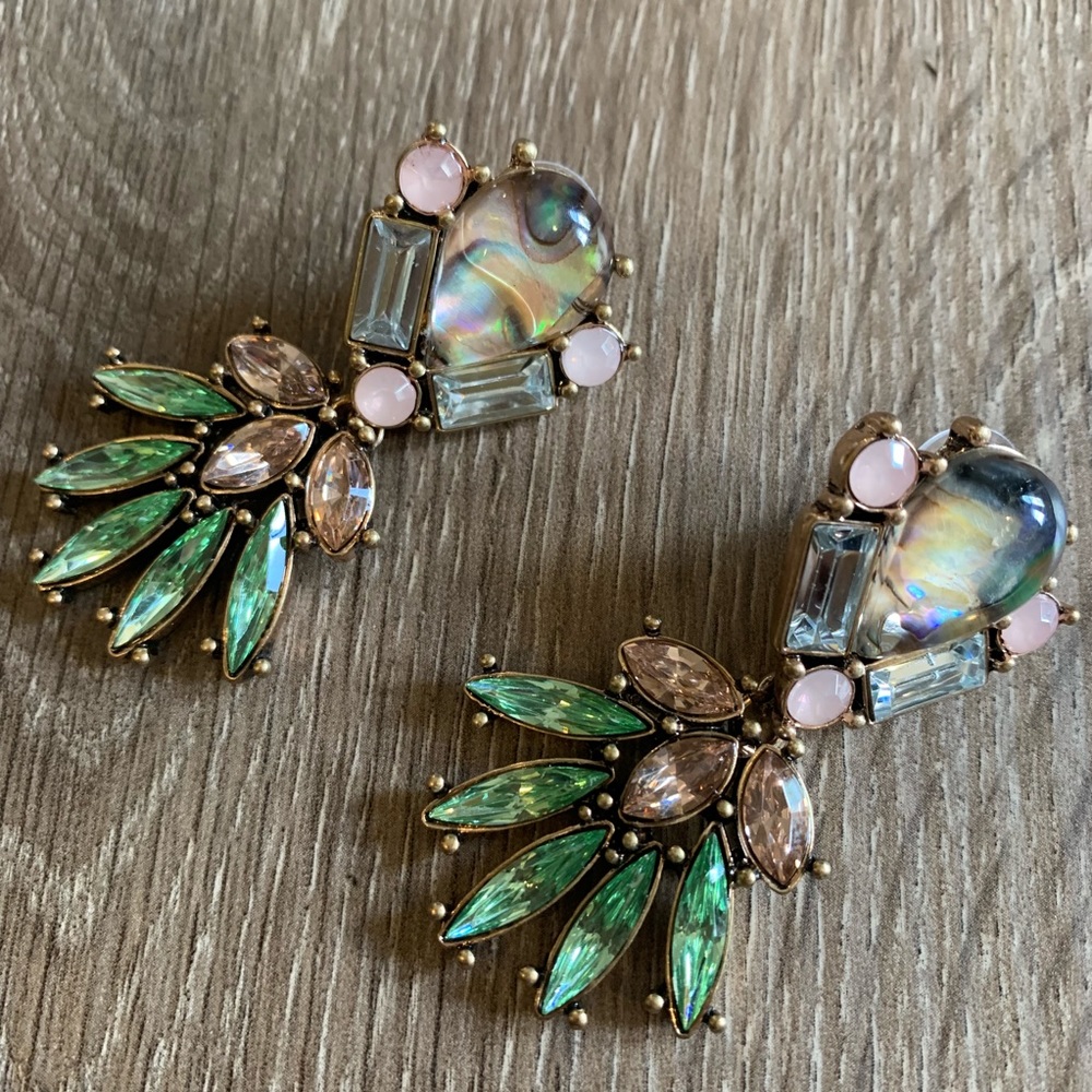 Pearlescent and Crystal Fashion Earrings